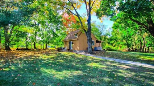 180 Hope St, Seekonk MA 02771-3001 exterior