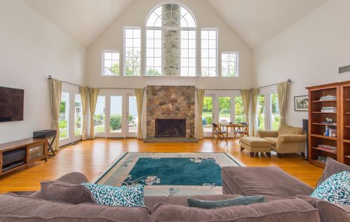 125 Bridges Rd, Little Silver NJ 07739-1634 exterior