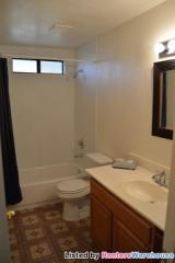 8032 Highland Ave, Phoenix AZ  85033-1844 exterior