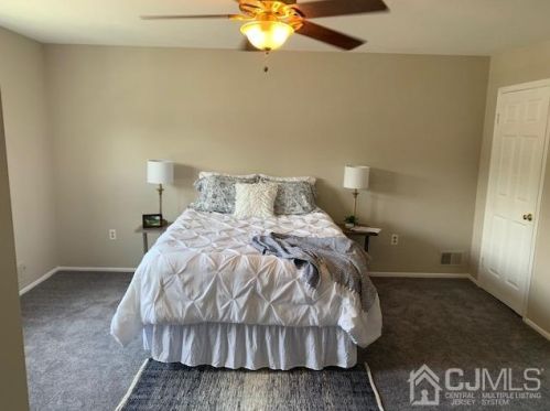 27 Colleen Cir, Trenton NJ 08638-1731 exterior