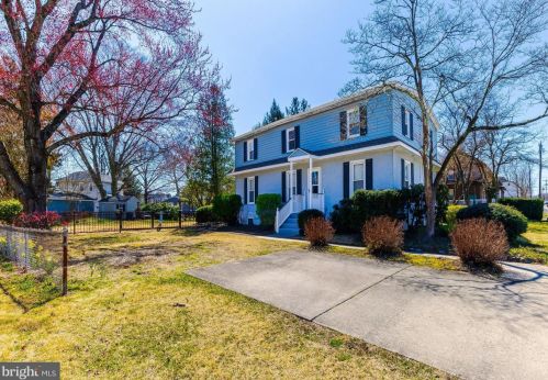 111 Norris St, West Deptford, NJ 08051-1441