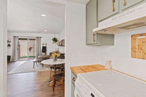 1162 Beryl Ave, Phoenix AZ 85020-1536 exterior