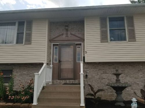 3 Maple St, Scranton PA  18505-4390 exterior