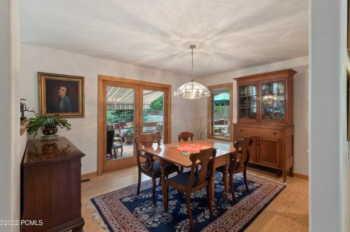 5063 Mdw Dr, Park City UT 84060-6813 exterior