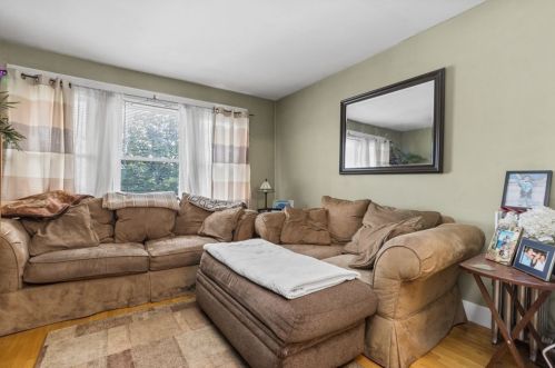 20 Exeter St, Arlington MA 02474-3415 exterior