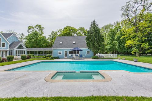 125 Bridges Rd, Little Silver NJ 07739-1634 exterior