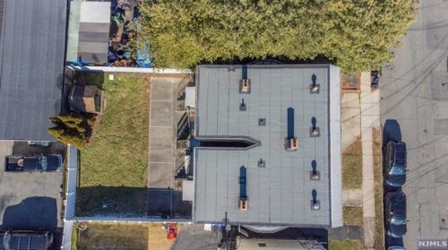 237 Stephens St, Belleville NJ 07109-3140 exterior