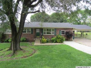 111 Morton Dr, Fayetteville, TN 37334-7050