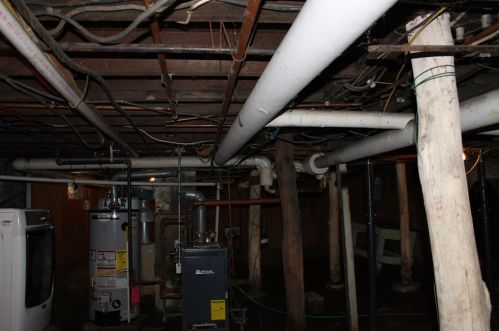 32 Somerset Ave, Taunton MA 02780-4824 exterior