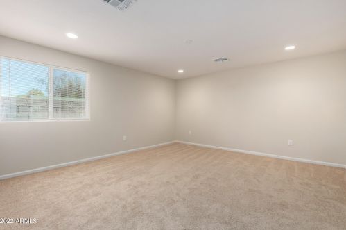 405 20th Ave, Phoenix, AZ 85009-3820