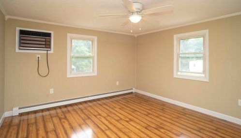 421 Britannia St, Taunton MA 02780-1853 exterior