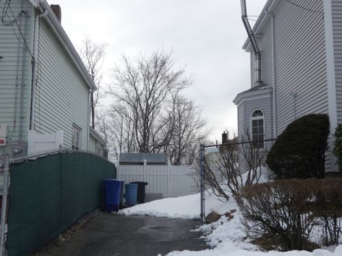 91 Carroll St, Chelsea MA 02150-3104 exterior