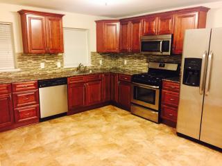 4 Atwater St, Montgomery MA  01085-1502 exterior