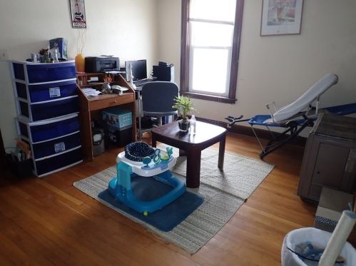 47 Acton St, Worcester MA 01604-4828 exterior