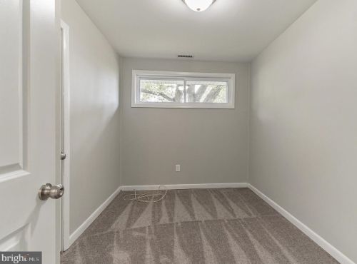 1493 Delsea Dr, West Deptford NJ 08093-1159 exterior