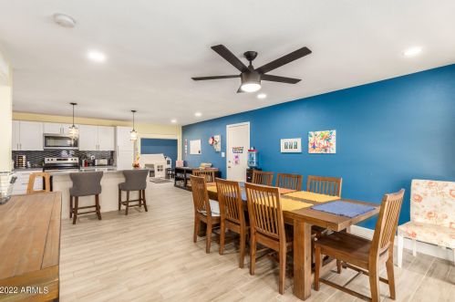 13214 40 Pl, Phoenix AZ 85050-7229 exterior