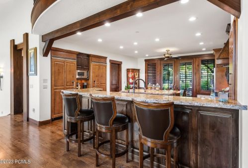 2870 Westview Trl, Park City UT 84098-6342 exterior