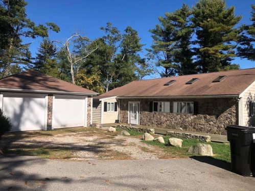 90 College Pond Rd, Plymouth, MA 02360-3110