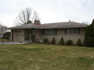 4561 Emslie Dr, Columbus OH  43224-5119 exterior