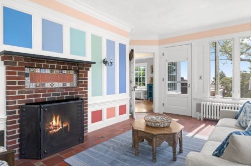 20 Phillips Ave, Rockport MA  01966-1144 exterior