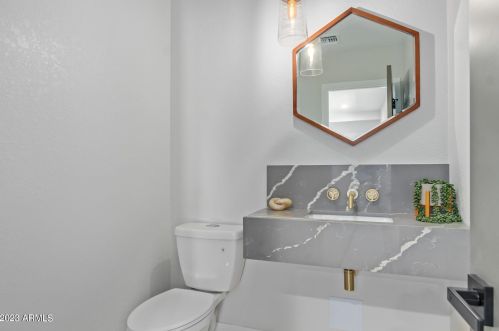 4115 Catalina Dr, Phoenix AZ 85015-6024 exterior