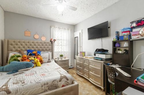 44 Fern St, Lawrence MA 01841-1213 exterior