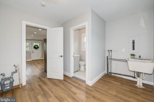 213 Florence Ave, West Deptford NJ  08093-2025 exterior