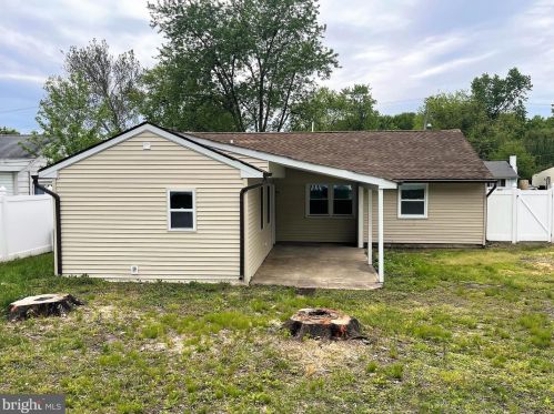 124 Hannold Blvd, West Deptford NJ  08096-1815 exterior