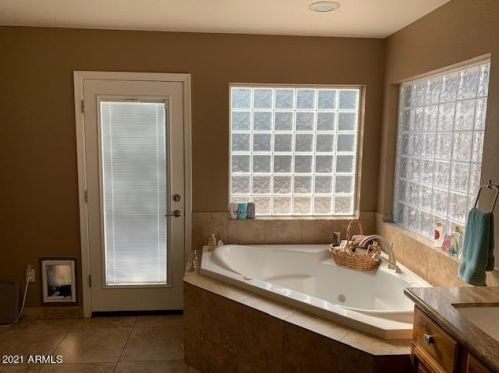 18837 36 Pl, Phoenix AZ 85050-8387 exterior