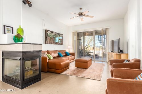 12835 18th Pl, Phoenix, AZ 85022-5736