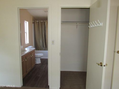 26 Bluefield Ave, Phoenix AZ 85032-1415 exterior