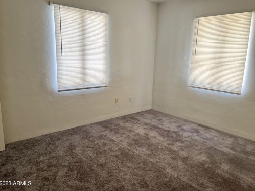 7037 26th Dr, Phoenix AZ  85051-6768 exterior