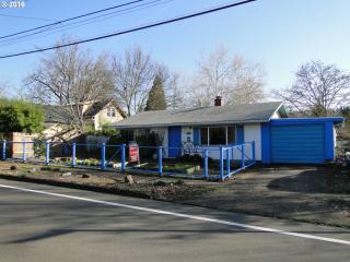 860 24th Ave, Eugene, OR 97405-2482