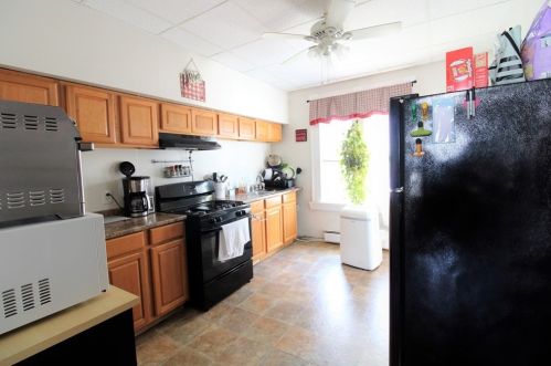 292 Durfee St, Fall River MA 02720-2330 exterior