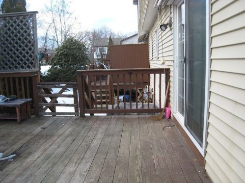 34 Rudolph St, Worcester MA 01604-3133 exterior