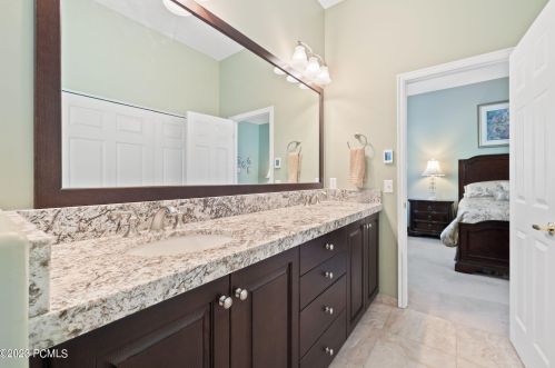 1729 Silver Spg, Park City UT 84098-6033 exterior