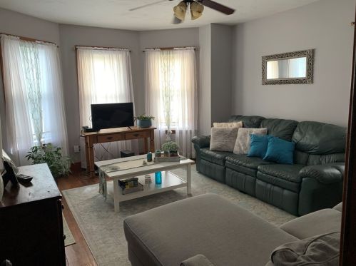 129 Bates, New Bedford MA 02745-6009 exterior