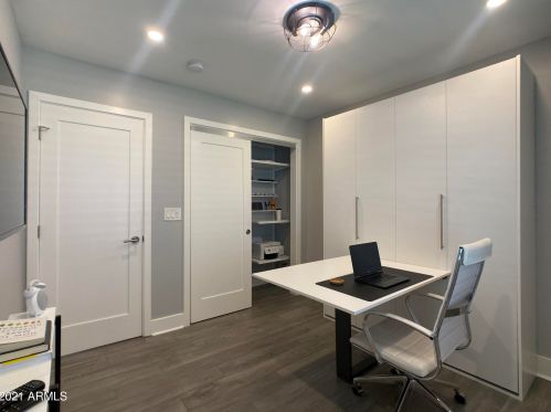 2423 Beryl Ave, Phoenix AZ 85021-2480 exterior