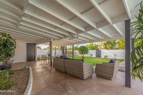 11826 38th Pl, Phoenix AZ  85028-1448 exterior