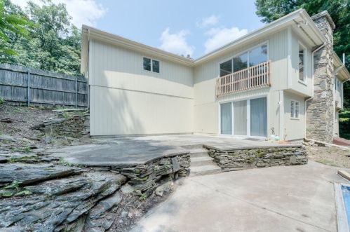 11 Forest Hill Dr, Worcester MA 01609-1013 exterior