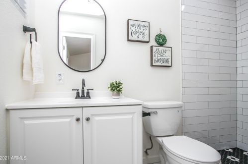 601 Euclid Ave, Phoenix AZ  85042-7622 exterior