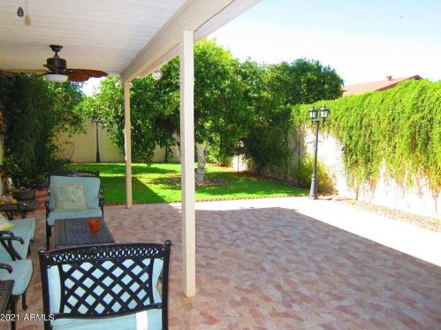 3634 Charter Oak Rd, Phoenix AZ 85032-7452 exterior