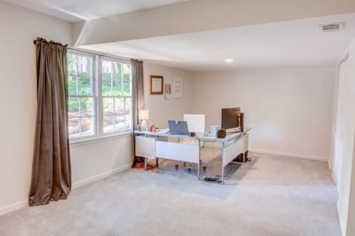 2420 Leisure Lake Dr, Atlanta GA  30338-5319 exterior