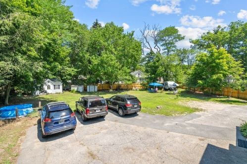 188 Newman Ave, Seekonk MA 02771-4911 exterior