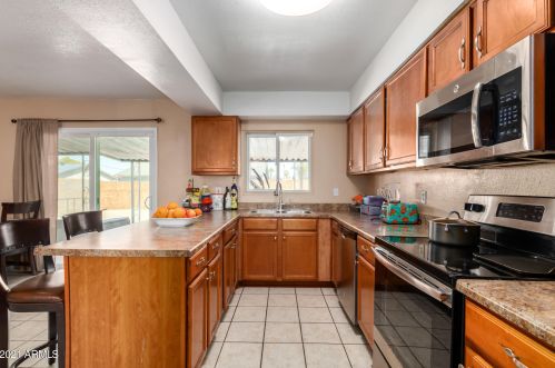 7750 Clarendon Ave, Phoenix AZ 85033-4023 exterior