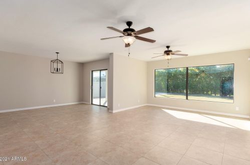 4110 16 Dr, Phoenix AZ 85015-1429 exterior