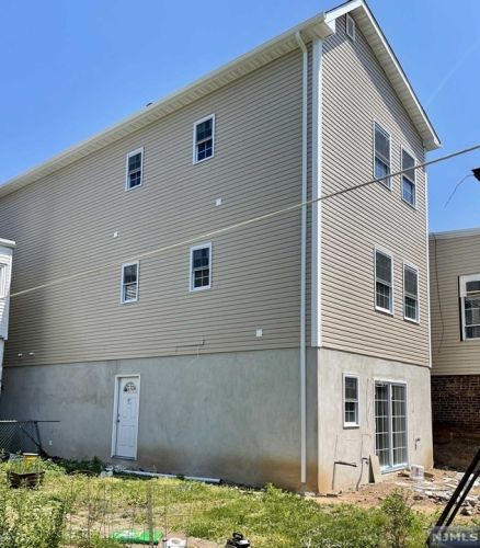 315 Warren St, East Newark NJ  07029-1876 exterior