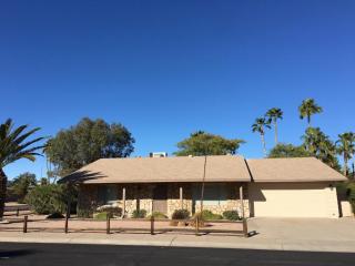4802 Mohave St, Phoenix, AZ 85044-2106