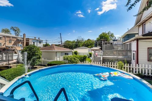 3325 Kenilworth Ave, Forest View IL 60402-1661 exterior