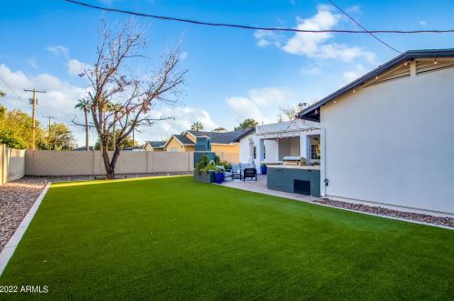 3819 41 Pl, Phoenix AZ 85044-1331 exterior